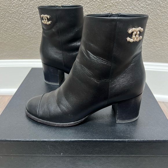 Preloved Chanel Boots - Picture 1 of 3